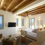 Absolute Paradise Tourlos Villa