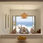 Absolute Paradise Tourlos Villa *