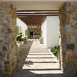 Absolute Paradise Tourlos Villa Mykonos Town